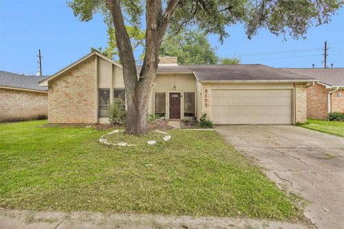 3127 Wagon Trail Dr, Sugar Land, TX, 77479-1642 | Card Image