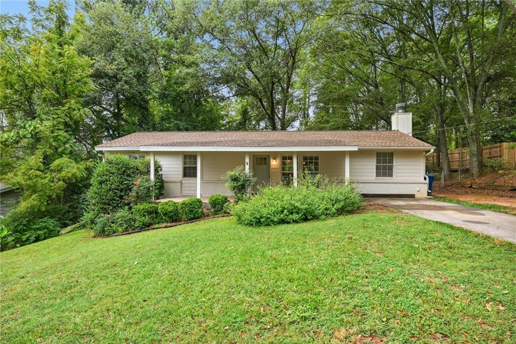 Michael Dr, Alpharetta, GA 30009