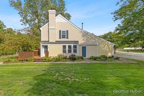 3511 Whispering Brook Dr Se, Grand Rapids, MI, 49508-3733 | Card Image