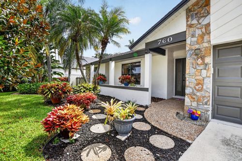 760 Nw 41st Ter, Deerfield Beach, FL, 33442-7346 | Card Image
