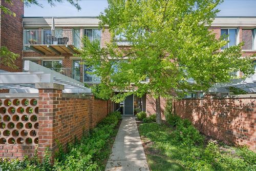 4020 Arbor Lane, Northfield, IL, 60093 | Card Image