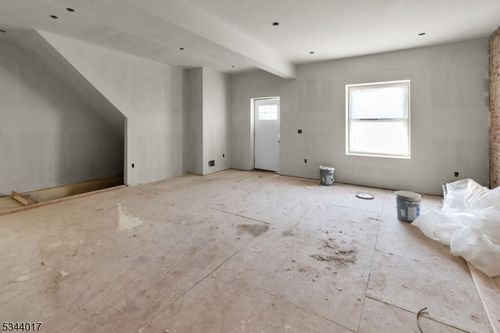 1-63 N 7th St, Newark, NJ, 07107-2954 | Card Image