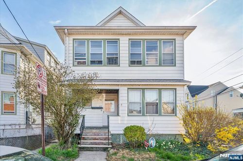 217 Lily Street, Paterson, NJ, 07522 | Card Image