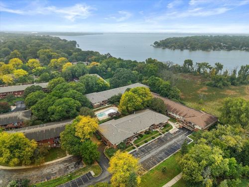 202-6441 Bridge Rd, Madison, WI, 53713-1816 | Card Image