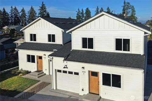2-5610 Rockefeller Ave, Everett, WA, 98203-3956 | Card Image
