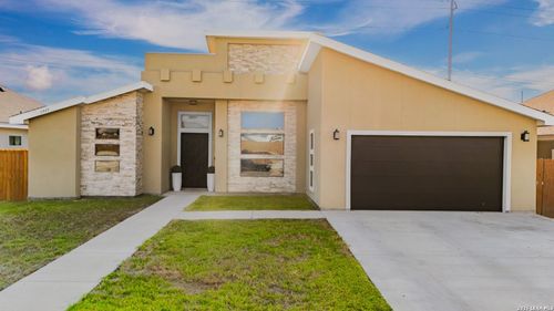 2345 Villa Romel Blvd, Eagle Pass, TX, 78852-6780 | Card Image