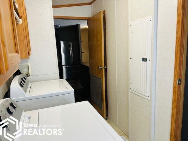 212 Cottage Ln, House other with 3 bedrooms, 2 bathrooms and null parking in Montezuma IA | Image 15