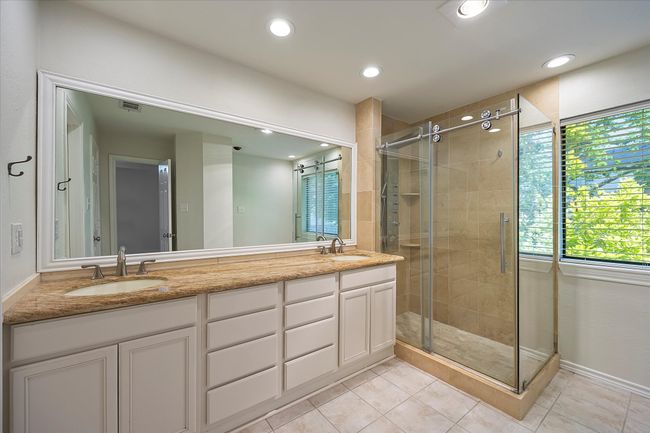 5709 Southern Cross Dr, Townhouse with 3 bedrooms, 3 bathrooms and null parking in Rockwall TX | Image 19