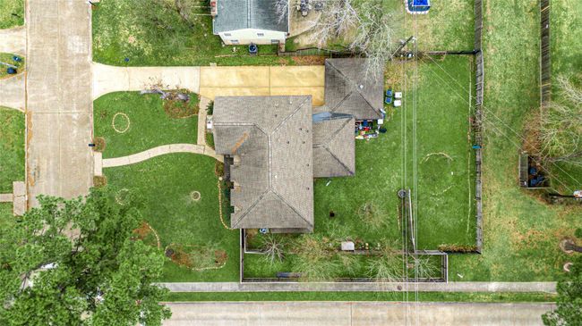 Aerial view of your premium corner lot! | Image 43