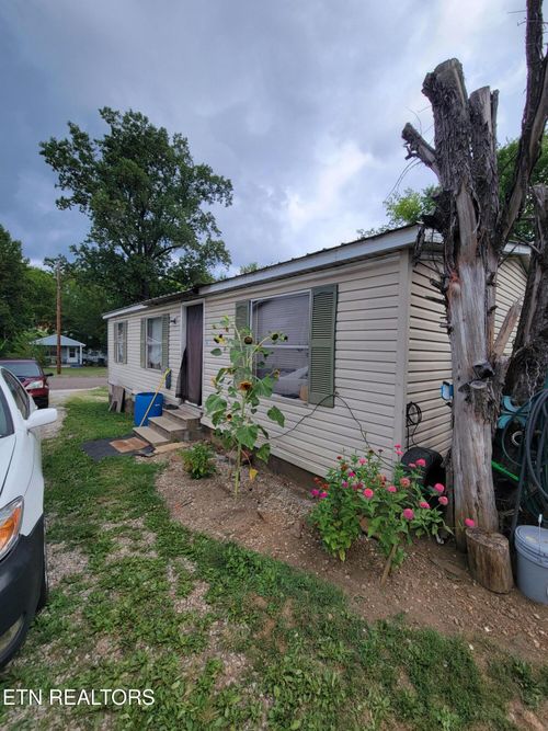 1718 Connecticut Ave, Knoxville, TN, 37921-2501 | Card Image
