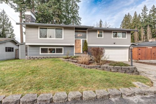 11112 46th Ave Ne, Marysville, WA, 98271-8304 | Card Image