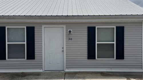 715 Dylan Ln, Oak Grove, KY, 42262-7228 | Card Image
