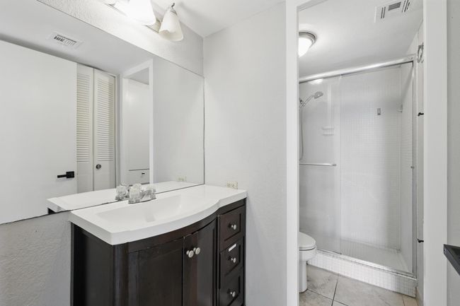 APT-1502 - 2016 Main St, Condo with 2 bedrooms, 2 bathrooms and 1 parking in Houston TX | Image 13