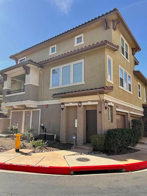 177 Via Montisi, Santee, CA, 92071-6411 | Card Image