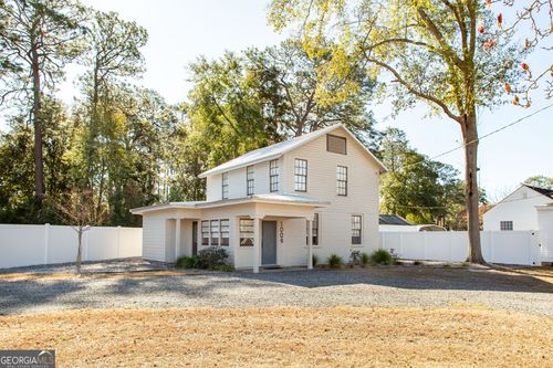 1004 Hill St, Waycross, GA, 31501-4426 | Card Image