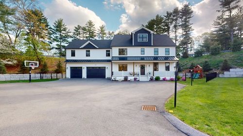 4 Lincoln Ct, Medfield, MA, 02052 | Card Image