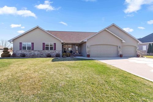 1979 Kettle Creek Drive, BELLEVUE, WI, 54115 | Card Image