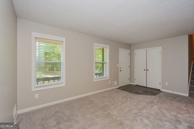 4495 Housworth Dr, House other with 3 bedrooms, 2 bathrooms and null parking in Lithonia GA | Image 4
