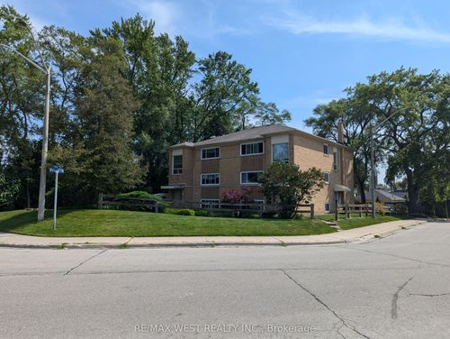 2-52 Peter St N, Mississauga, ON, L5H2G8 | Card Image