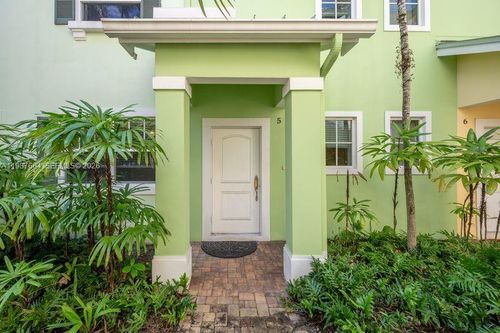 5-630 Se 15th St, Fort Lauderdale, FL, 33316 | Card Image