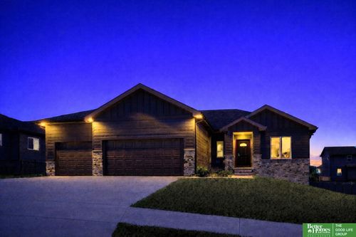 8169 S 185th St, Omaha, NE, 68136-6451 | Card Image