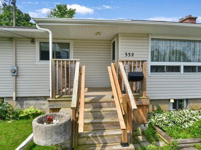 332 Oxford Ave, House other with 4 bedrooms, 2 bathrooms and 8 parking in Brockville ON | Image 2