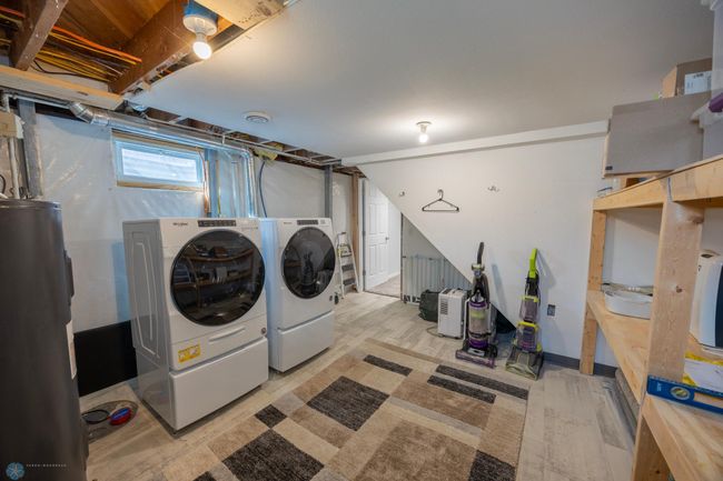 Laundry Room with Storage | Image 21