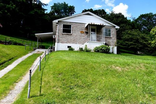 1912 Virginia Ave, Bluefield, VA, 24605-1135 | Card Image