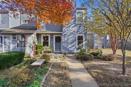 2211 W Quantico St, Broken Arrow, OK, 74011-1421 | Card Image