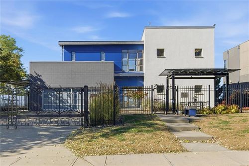 1520 Jarboe St, Kansas City, MO, 64108-1174 | Card Image
