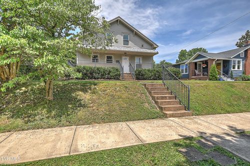 909 E Holston Ave, Johnson City, TN, 37601-3407 | Card Image
