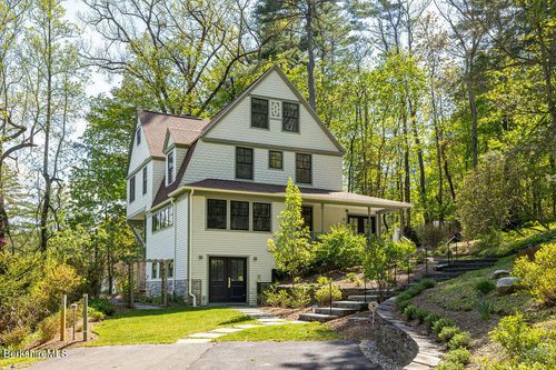 10 Berkshire Heights Rd, Great Barrington, MA, 01230-1529 | Card Image