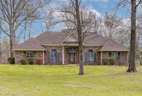 204 Pebble Beach Dr, Vicksburg, MS, 39183-6920 | Card Image