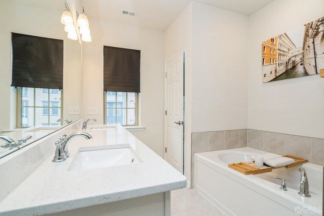 5 Robeson St, Townhouse with 2 bedrooms, 3 bathrooms and null parking in Somerville NJ | Image 21