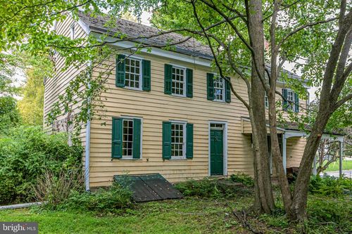 2071 Pennington Road, Ewing, NJ, 08618 | Card Image