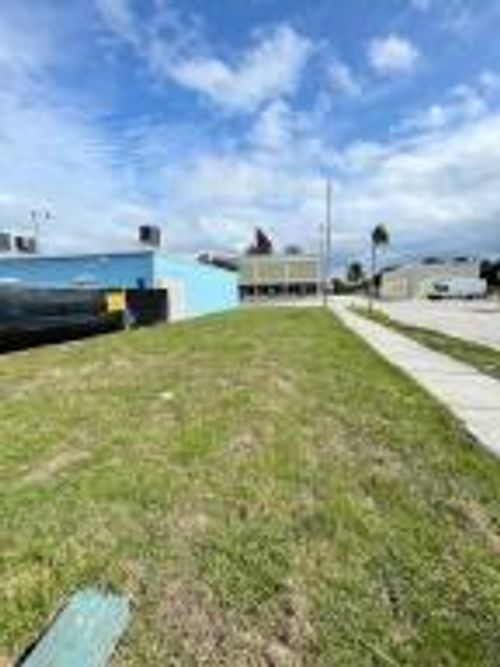4301 Broadway, West Palm Beach, FL, 33407-3801 | Card Image