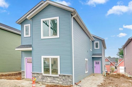 1112 N Woodburn Ave, Bloomington, IN, 47404-3476 | Card Image