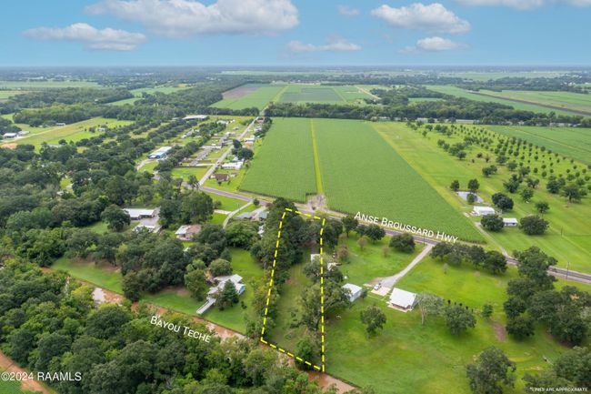 Aerial w/ approximate lines | Image 38