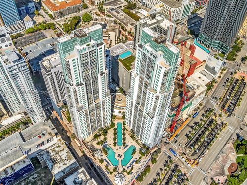 2208-253 Ne 2nd St, Miami, FL, 33132-2294 | Card Image