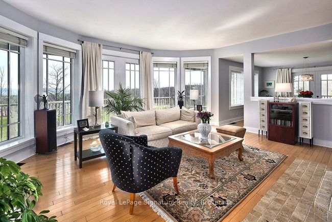807035 25th Side Road, House other with 4 bedrooms, 3 bathrooms and 6 parking in Grey Highlands ON | Image 11