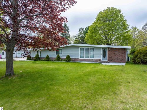 5229 Cedar Lake Rd, Oscoda, MI, 48750-1504 | Card Image
