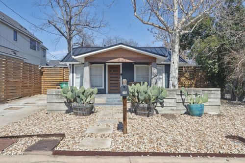 2110 E 16th St, Austin, TX, 78702-1316 | Card Image