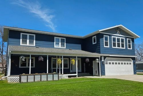 811 1st Ave E, Ada, MN, 56510-1647 | Card Image