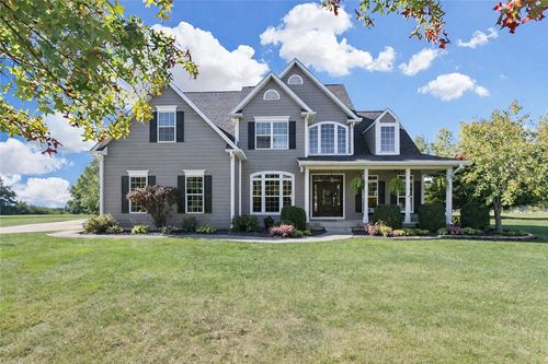 23 Stonegate Dr, Charleston, IL, 61920-7884 | Card Image