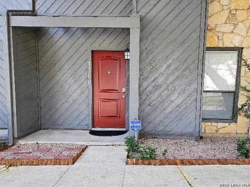 3843 Barrington H130, San Antonio, TX, 78217 | Card Image