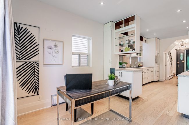 275 Kenilworth Ave, House other with 4 bedrooms, 2 bathrooms and 1 parking in Toronto ON | Image 21