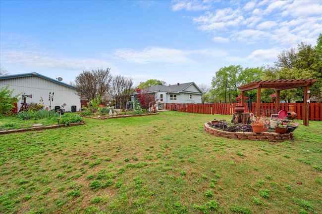 1121 W 3 Rd Ave, House other with 3 bedrooms, 2 bathrooms and null parking in Corsicana TX | Image 34