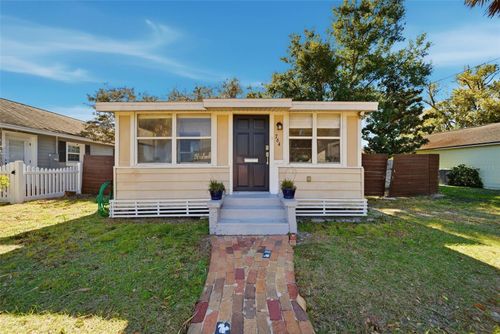 764 W Comstock Ave, WINTER PARK, FL, 32789-4149 | Card Image