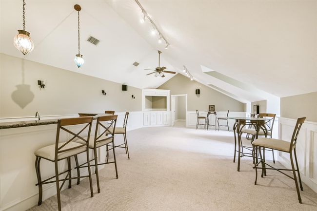 Upstairs Gameroom with built in wet Bar | Image 6