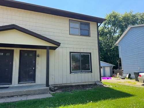 0-2635 W 58th St, Davenport, IA, 52806-2712 | Card Image